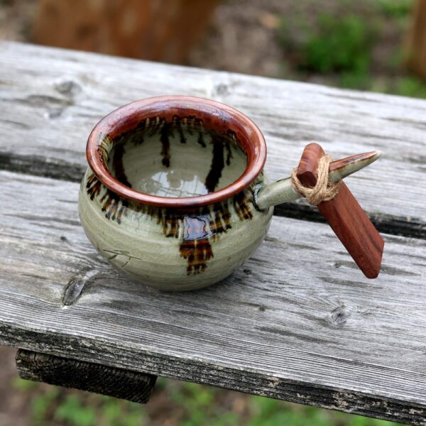 Mug anse en bois